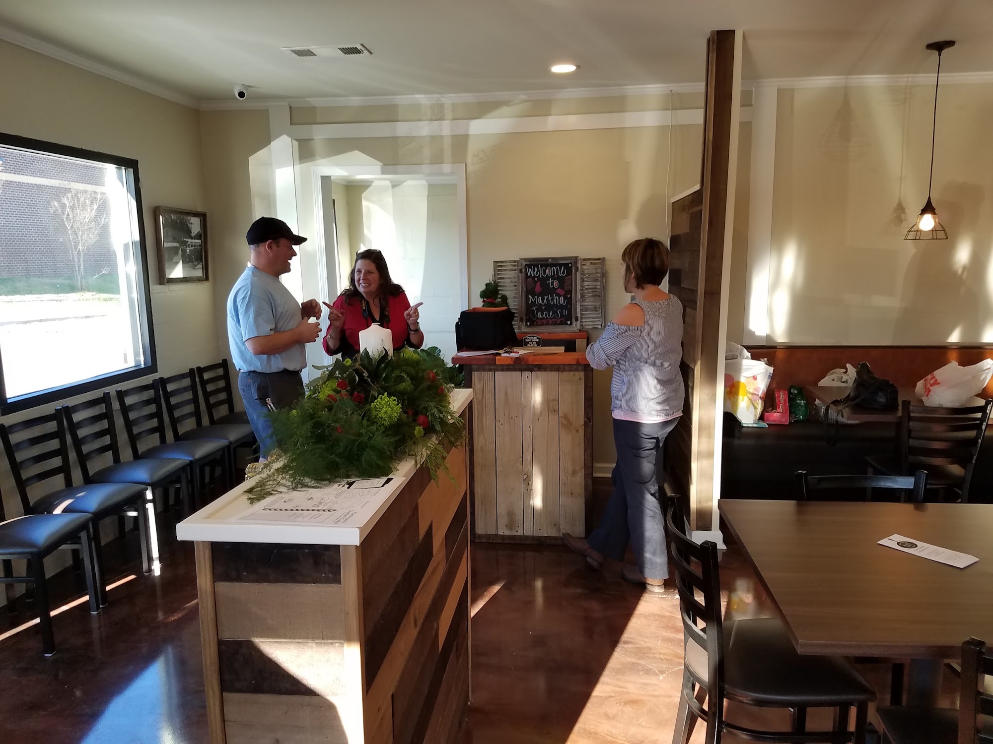 Dining room and welcome counter at Martha Jane's Southern Cookin' in Monticello.